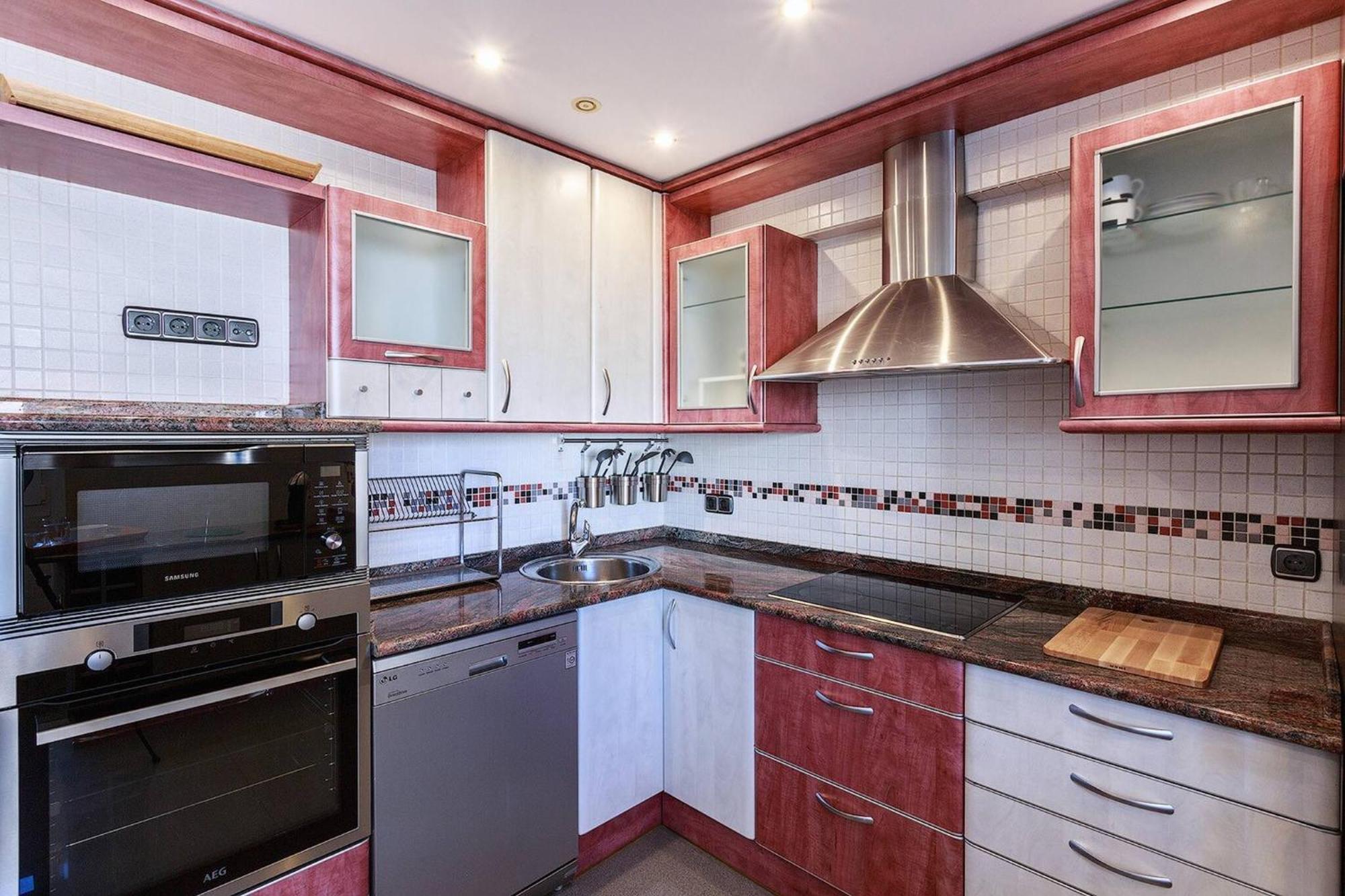 Casa Damatxo - De Luxe, Terracita, Espacioso, Ideal Familia Y Parejas & 1 Minuto A La Playa Zarautz