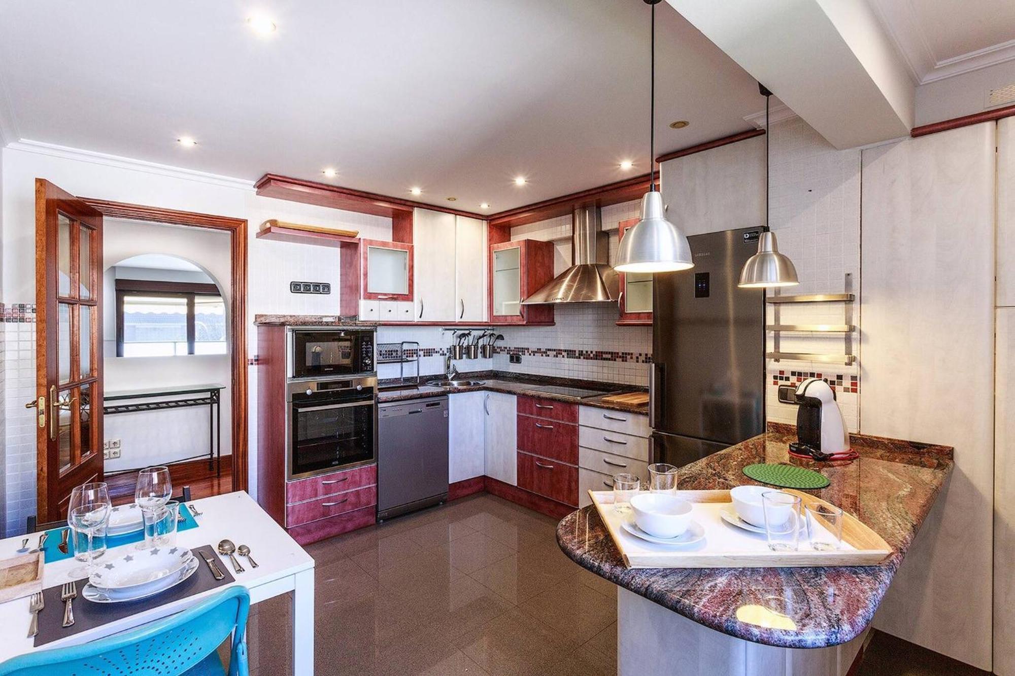 Casa Damatxo - De Luxe, Terracita, Espacioso, Ideal Familia Y Parejas & 1 Minuto A La Playa Apartment